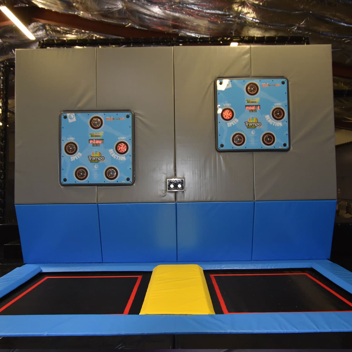 cardio wall avec 2 zone de saut de trampoline